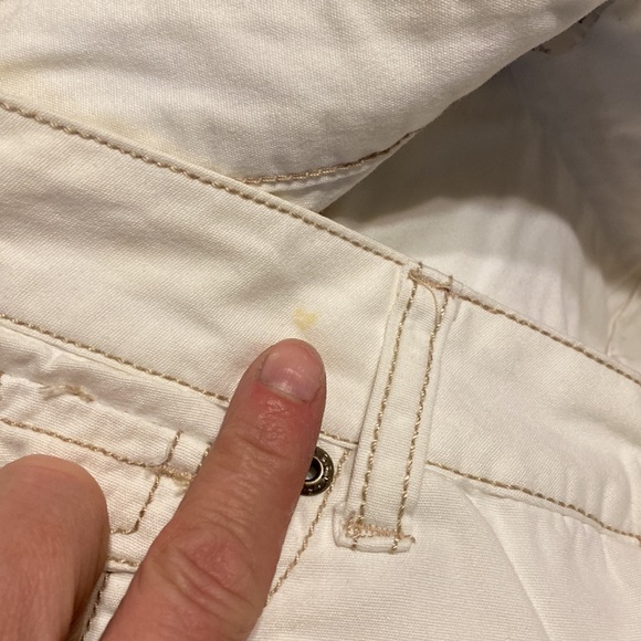 Faded Glory missy size 8 Cream skort with brown embroidered flowers. - Picture 8 of 11